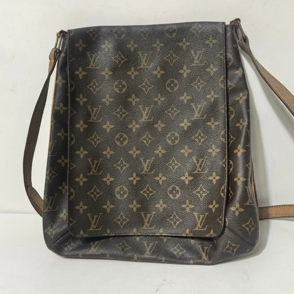 Louis Vuitton Monogram Messenger Bag - Brown & Tan - Picture 2 of 5